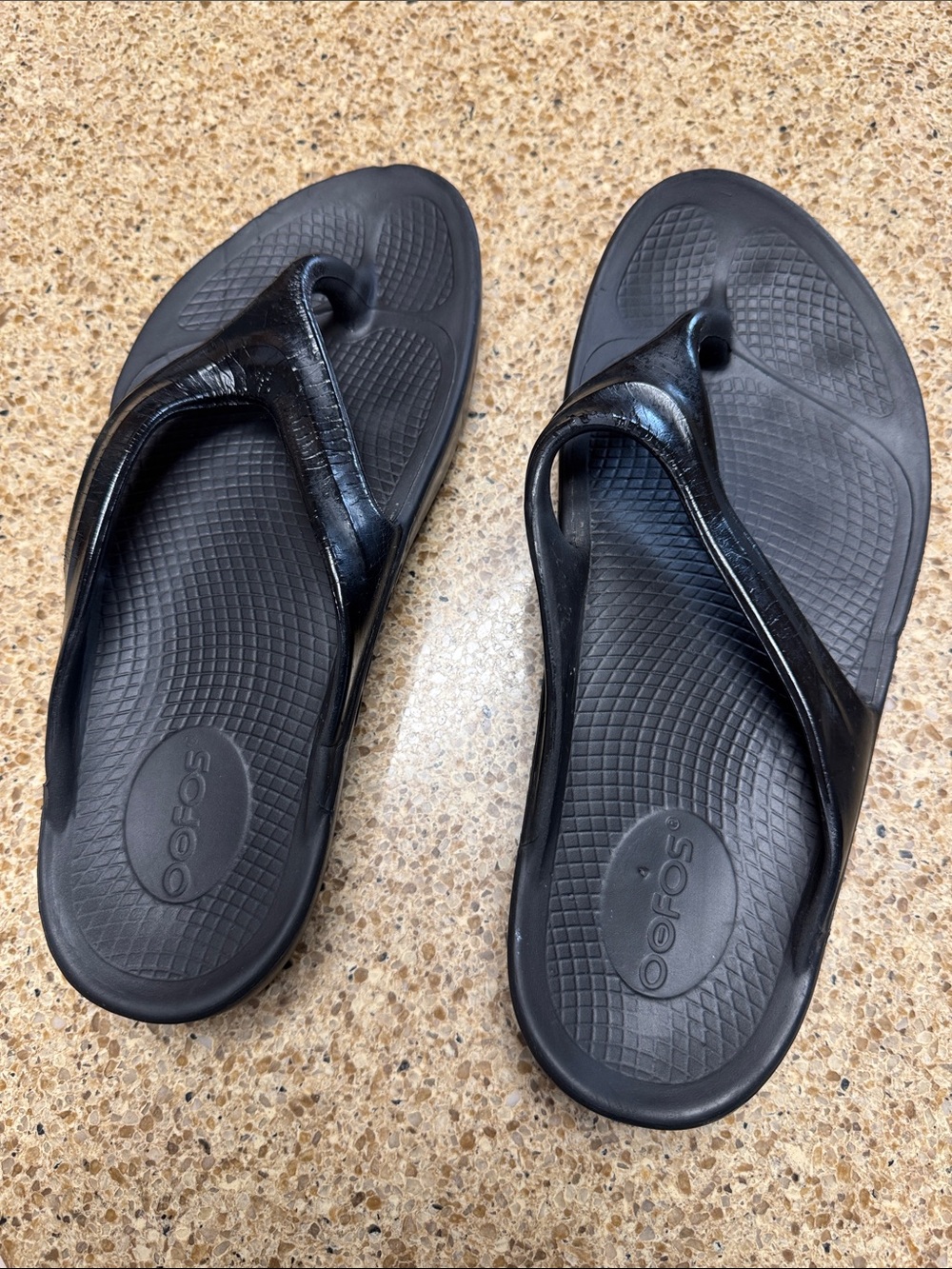 Oofos Oolala Black Flip Flop Sandals